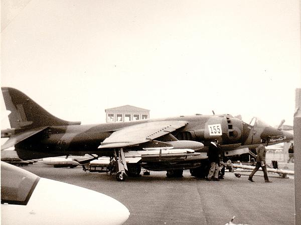 D-1968_72___HAWKER_HARRIER.jpg