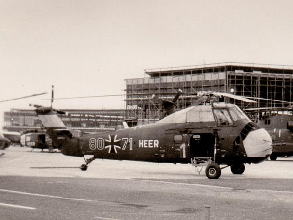 D-1968_72___SIKORSKY_S-58_.jpg