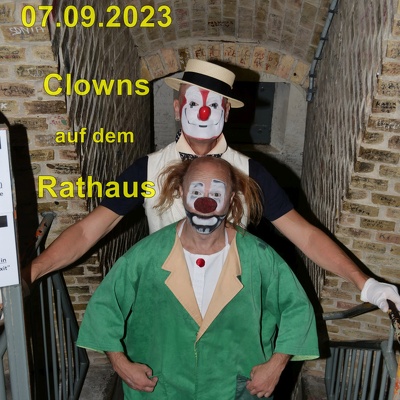 20230907 Clowns auf dem Rathaus