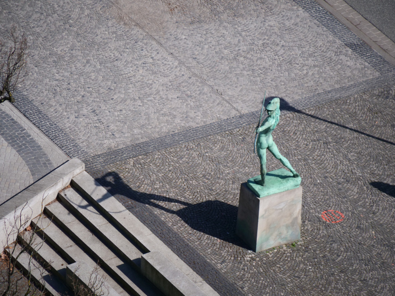 P2463390