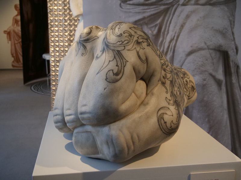 P2529693