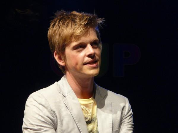 D-0700-P3660910-8a.jpg