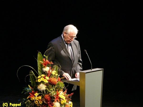 D-V7464-P7640787-8.jpg