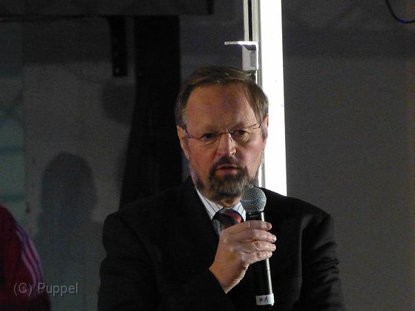 D-L9069-P1260707-1.JPG