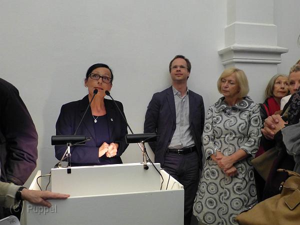 D-Q1221-P1620814-1.JPG