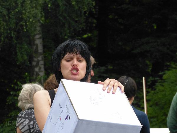 D-Y2737-P2010057-1.JPG