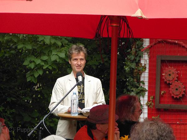 D-Y2999-P2010226-1.JPG