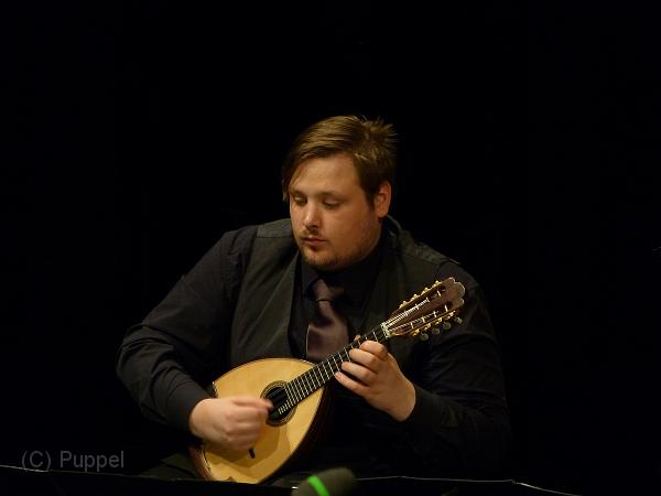 D-D7684-P2340801-1.JPG