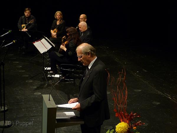D-D7772-P2340873-1.JPG