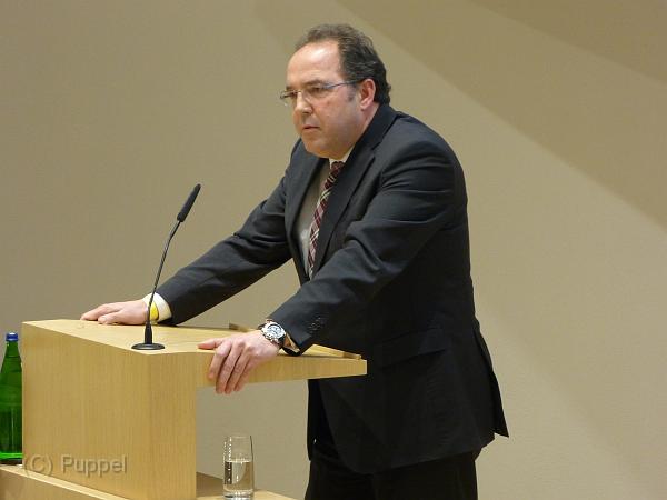 D-E8468-P2490003-1.JPG