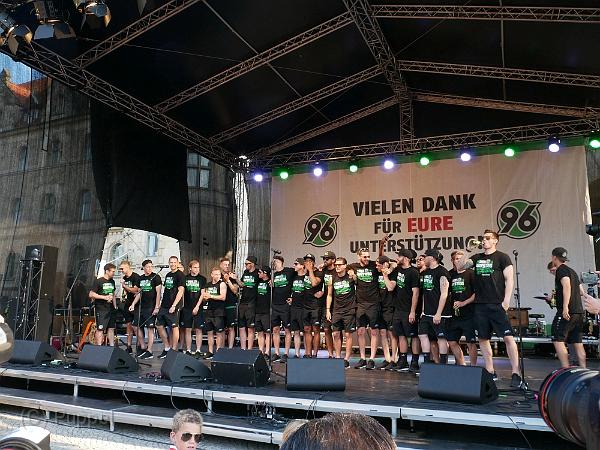 T-20170522-192430_P1670227-GX.JPG