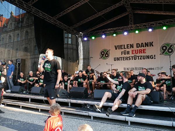 T-20170522-192904_P1670325-GX.JPG