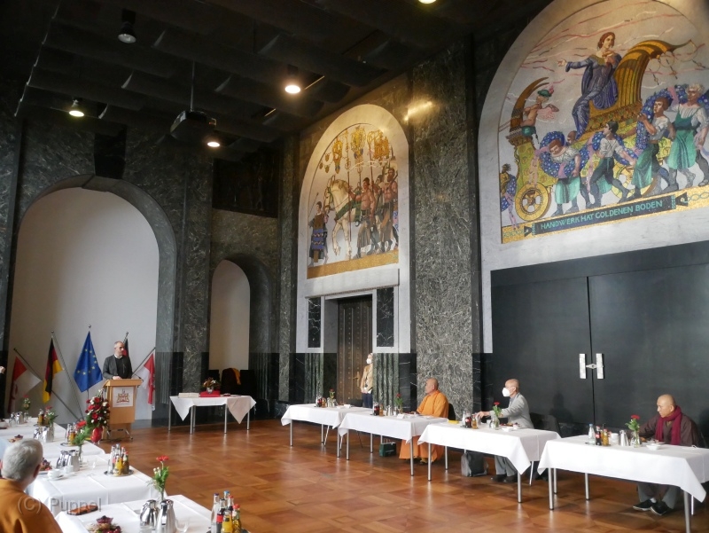 T-20211208-132815-P9990286-GX1.JPG