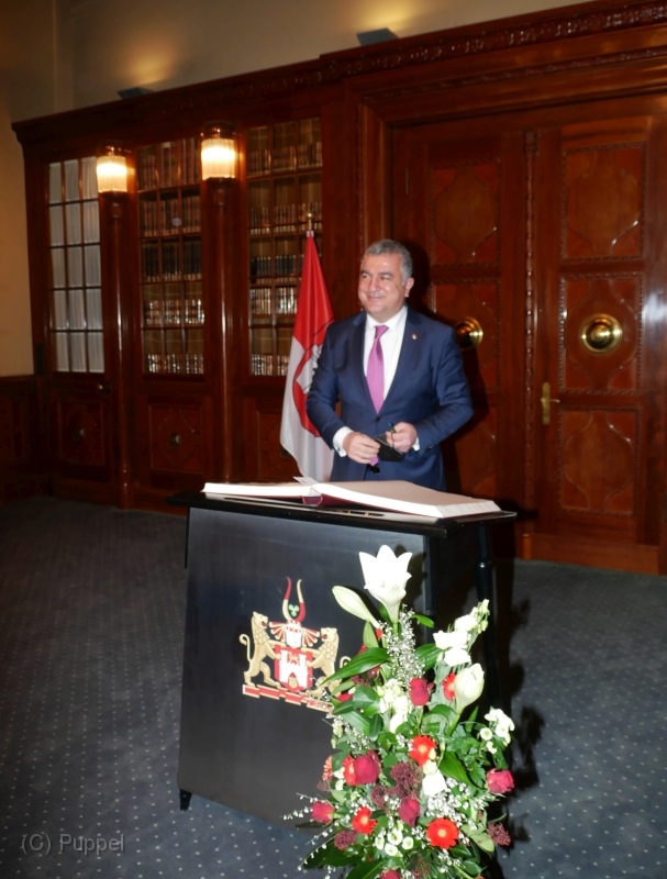 P1590620a.jpg