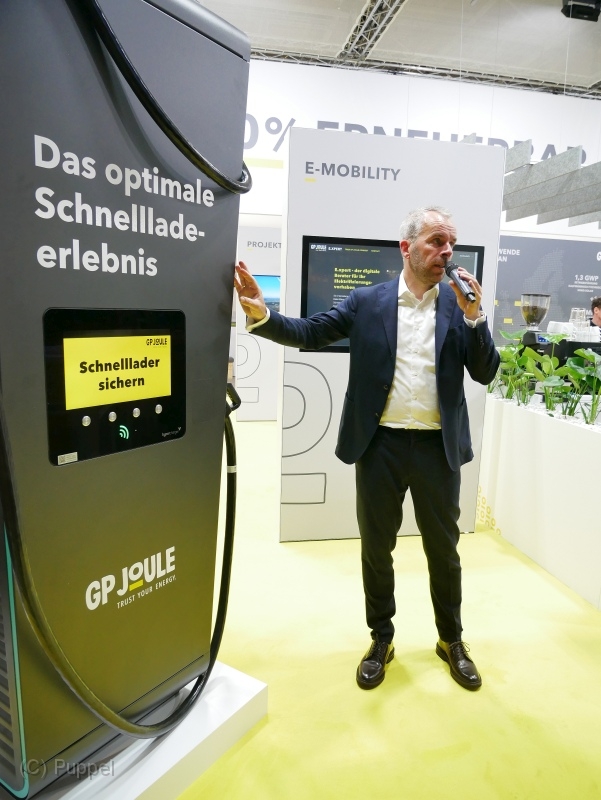 T-20220529-125433-P4320268-gx1.JPG
