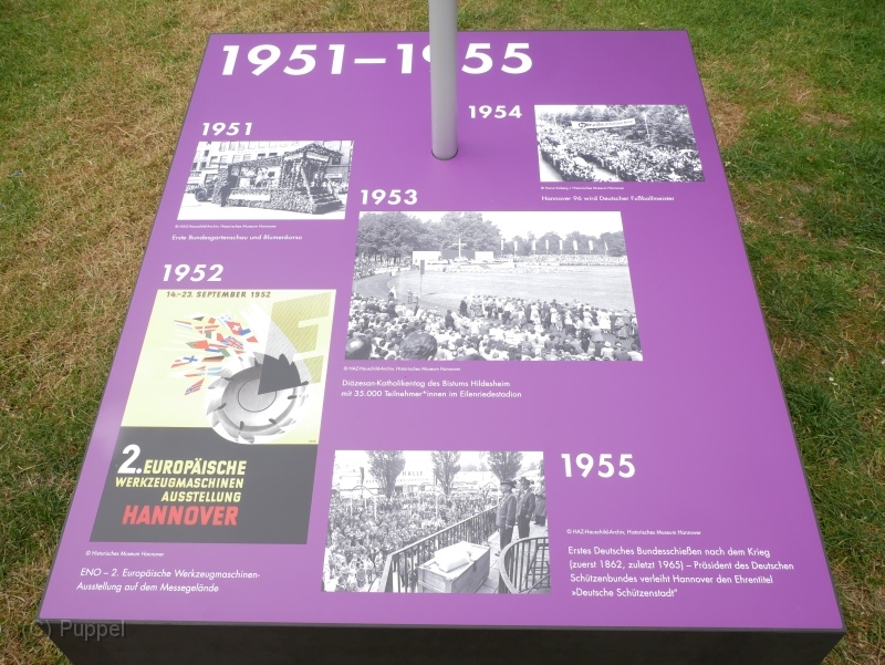 P9880121-1951.JPG