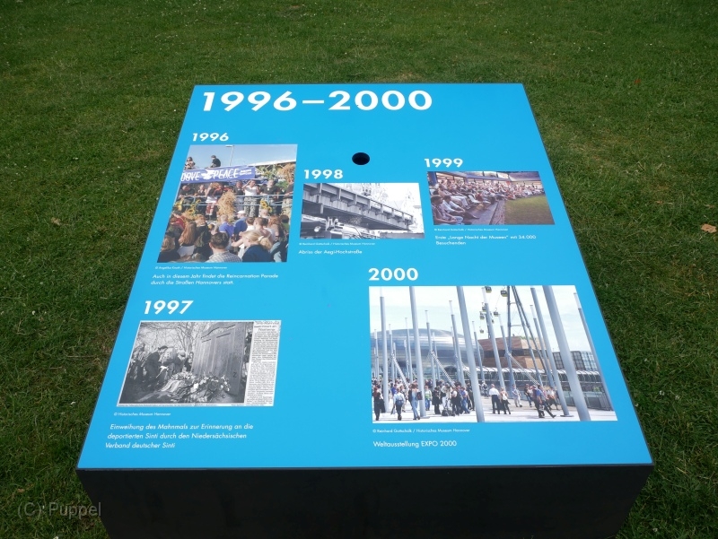 P9880121-1996.JPG